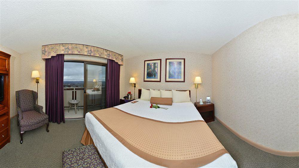 Holiday Inn Wilkes Barre - East Mountain By Ihg Экстерьер фото