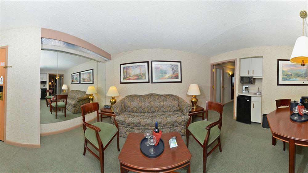 Holiday Inn Wilkes Barre - East Mountain By Ihg Экстерьер фото