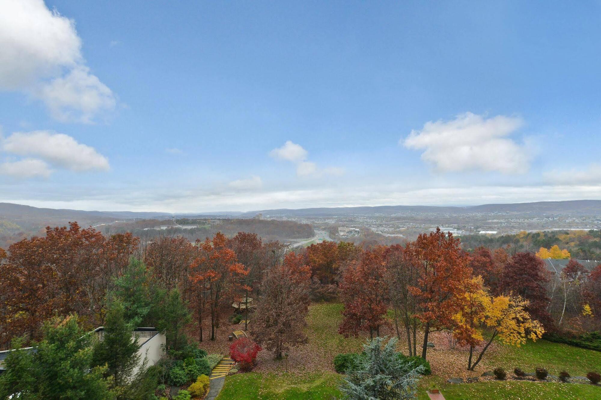 Holiday Inn Wilkes Barre - East Mountain By Ihg Экстерьер фото