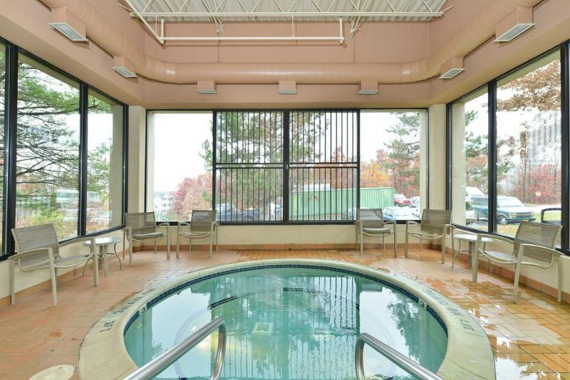 Holiday Inn Wilkes Barre - East Mountain By Ihg Экстерьер фото